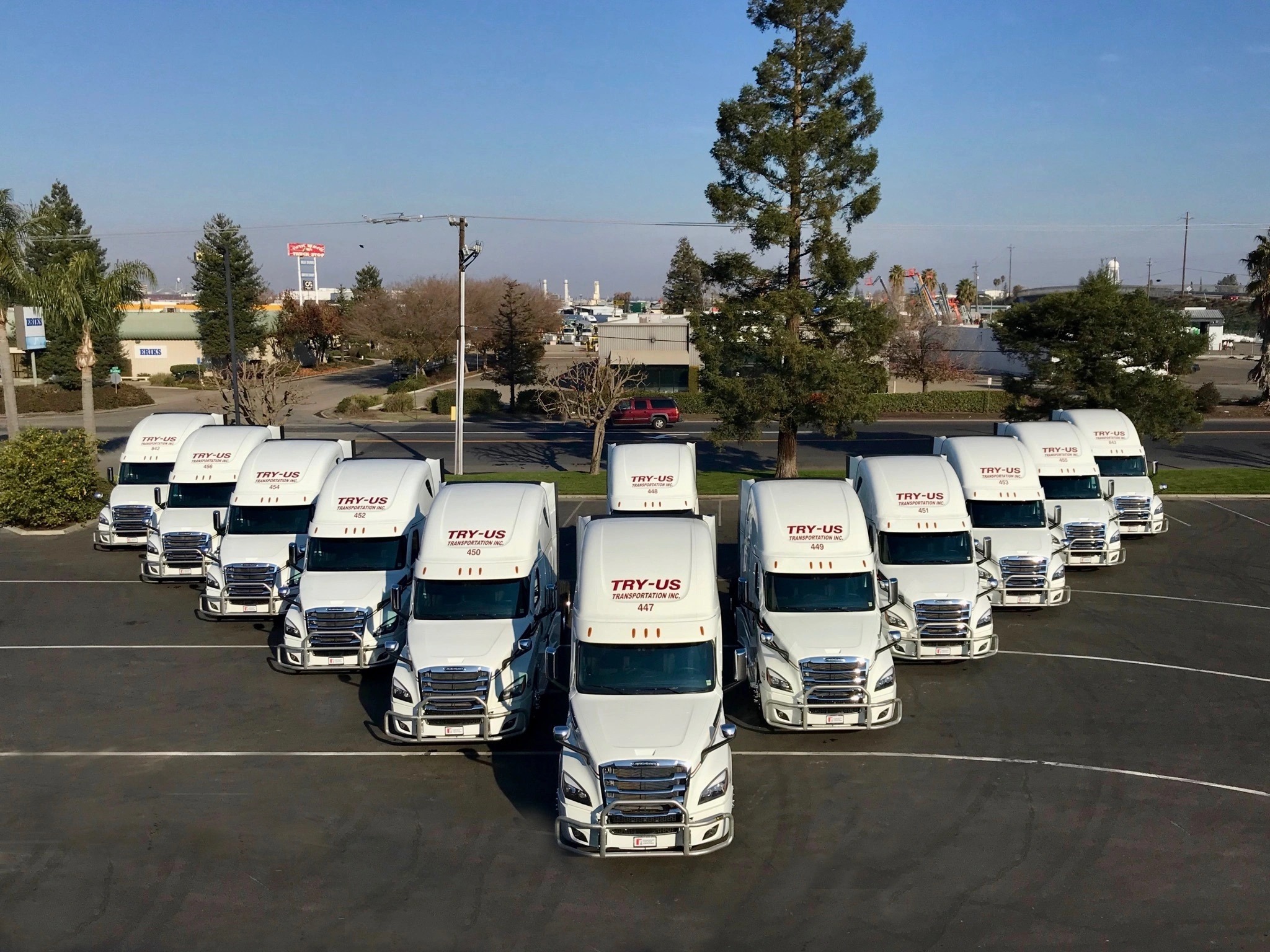 Try-Us Transportation refrigerated truck fleet